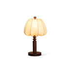 Lampe de table tissu beige bois noyer abat-jour design naturel scandinave salon chambre — Vue 11 | Atelier Norell