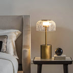 Lampe de table rechargeable verre craquelé bronze design vintage ambiance chaleureuse — Vue 5 | Atelier Norell