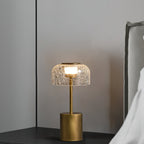 Lampe de table rechargeable verre craquelé bronze design vintage ambiance chaleureuse — Vue 10 | Atelier Norell