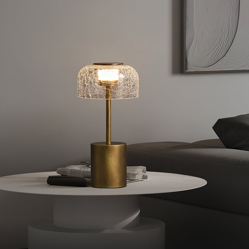 Lampe de table rechargeable verre craquelé bronze design vintage ambiance chaleureuse — Vue 15 | Atelier Norell