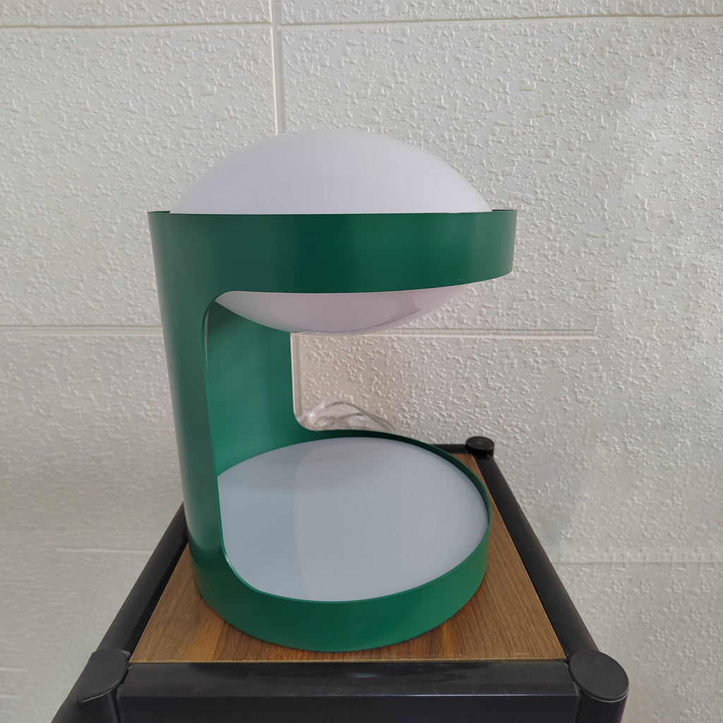 Lampe de table métal vert design contemporain géométrique bureau salon chambre — Vue 13 | Atelier Norell