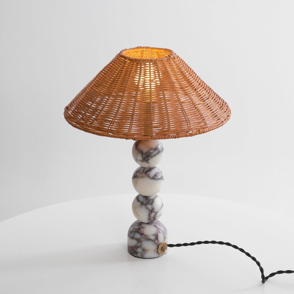 Lampe de table rotin naturel grand abat-jour bohème artisanal salon salle à manger — Vue 21 | Atelier Norell